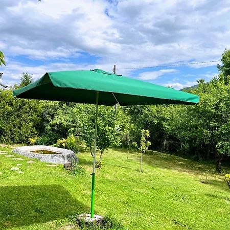 אתר קמפינג Cozy Quiet Retreat 70km From Sofia
